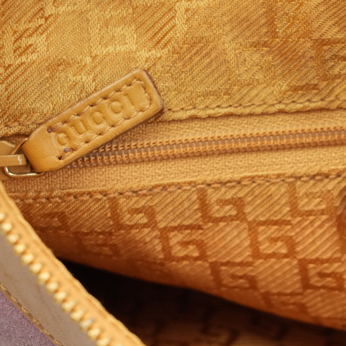 Gucci - Jackie Pink Suede Shoulder Bag - St. Luxe